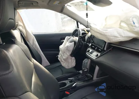 2022 Toyota Corolla Cross Xle from USA, damaged, VIN 7MUDAABG8NV017475